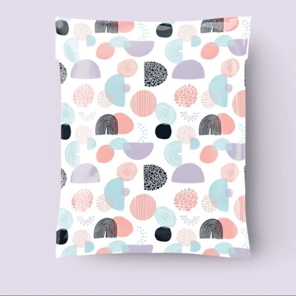 Poly mailers  - Picture 2 of 11